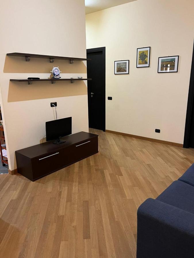 Casa Vacanza Adorno เชฟาลู ภายนอก รูปภาพ